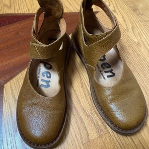 Trippen, Closed Women's Slip-On Shoes, size 38